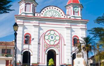 Dieciocho pueblos son recomendados por Fontur para viajar en Semana Santa. Foto: Aguadas, Caldas. Imagen de Fontur