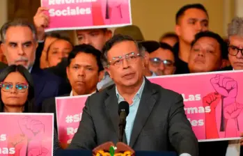 Gustavo Petro pretende que una nueva consulta popular incluya preguntas sobre el sistema de salud. FOTO PRESIDENCIA