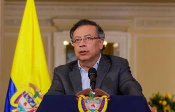 El presidente aseguró que hoy, 28 de abril, hablaría sobre la consulta popular en televisión. Foto: Presidencia