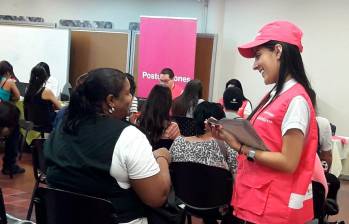 El Servicio de Empleo Comfama consolida su papel como motor de movilidad social en Antioquia, conectando talento con oportunidades reales. FOTO: Camilo Suárez