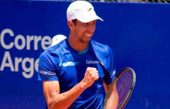 El santandereano Daniel Galán celebra su paso a segunda ronda del Roland Garros. FOTO CORTESÍA COLSANITAS