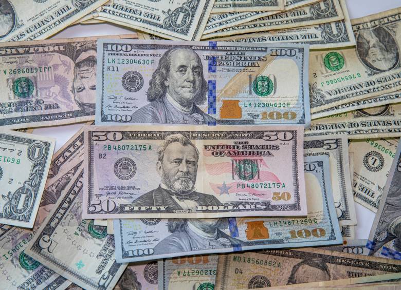 La TRM del dólar vigente para mañana martes, 15 de abril será de $4.286,17. FOTO EL COLOMBIANO