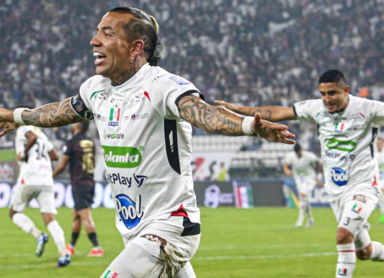 Dayro celebrando uno de sus goles ante América de Cali. FOTO: Cortesía Once Caldas